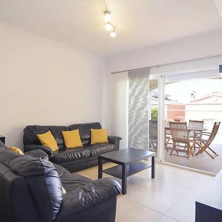 Апартаменты Bungalow Julia - Plusholidays Кальпе